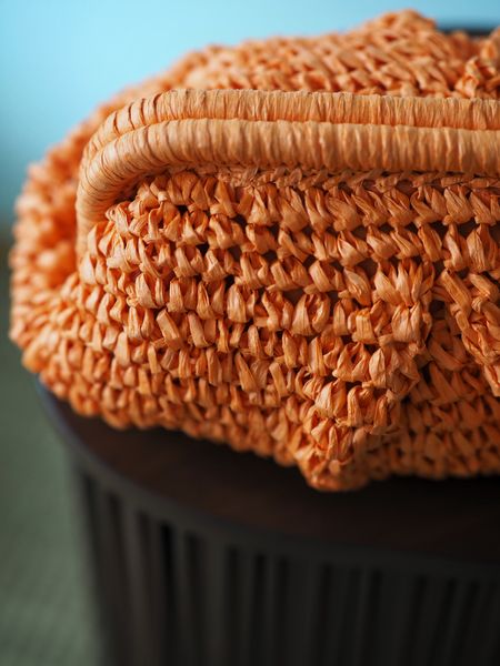 Hovedbilde Raffia pouch-veske oransje
