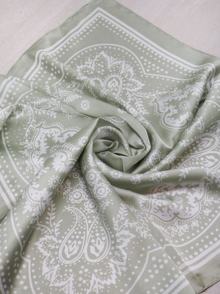 Hovedbilde Satengskjerf lysegrønn