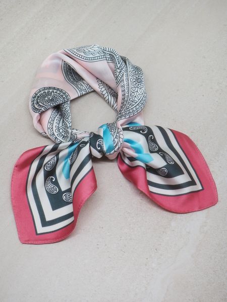 Hovedbilde Satengskjerf pastellfarger