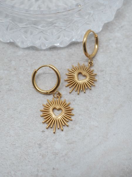 Hovedbilde 7DAYS hjerteøredobber i stål gullfarget