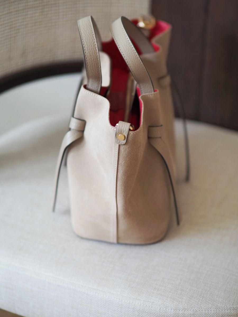 Semsket skinnveske beige