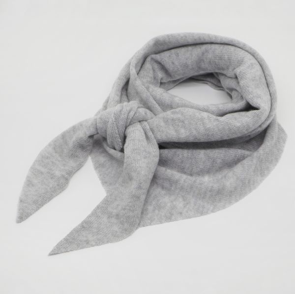 Hovedbilde Ullskjerf triangel stort melertgrå