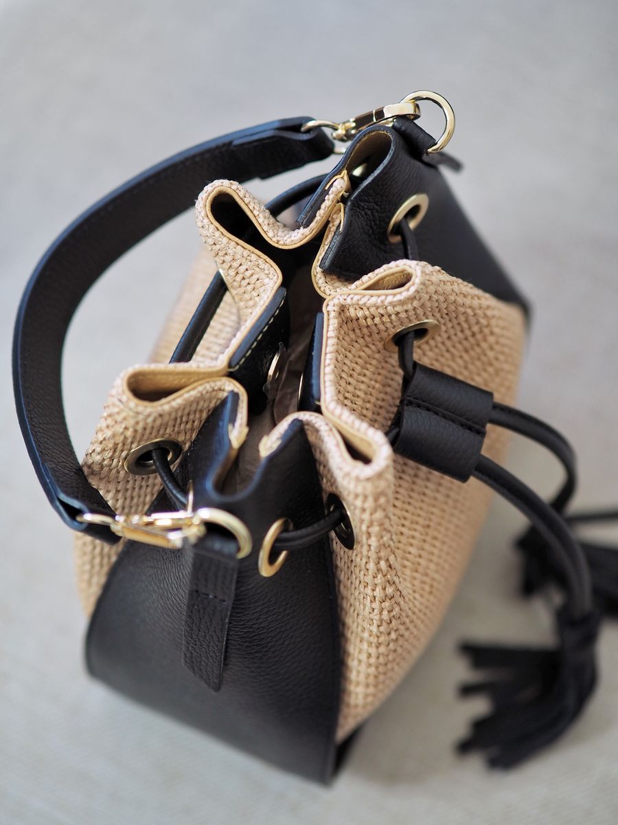 Raffia pumpadurveske svart