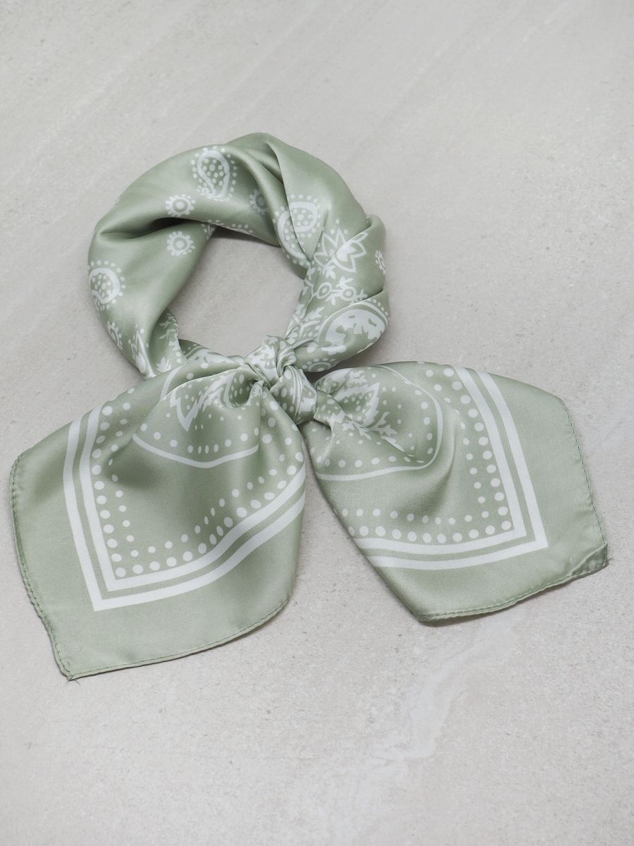 Satengskjerf lysegrønn