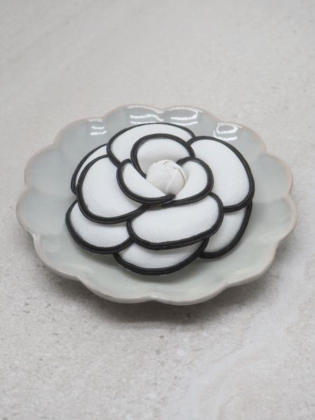 Hovedbilde 7DAYS brosje rose hvit